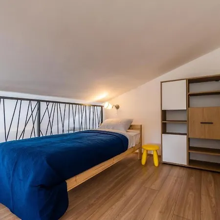 House Vlado 2089 Krizanici