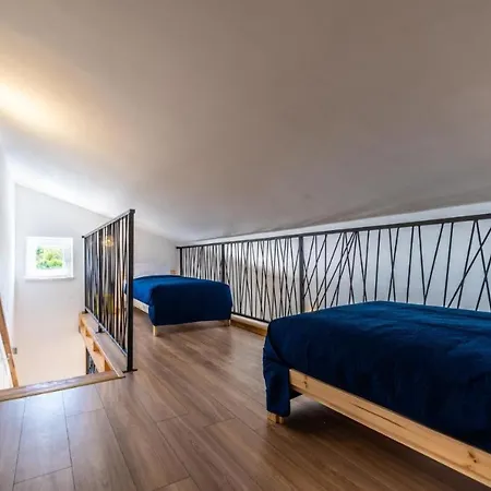 House Vlado 2089 Дом отдыха