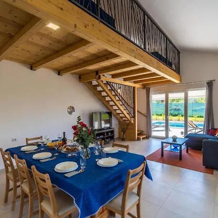 House Vlado 2089 Krizanici